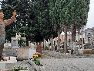 vita-commemorazione-dei-defunti-orari-apertura-cimitero