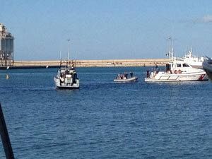 motovedetta-gdf-non-incagliata-nel-porto-canale-ma-soltanto-spento-il-motore-a-scopo-precauzionale