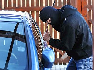 mazara-la-polizia-municipale-ritrova-fiat-panda-rubata-a-campobello