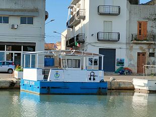mazara-atto-vandalico-ai-danni-della-chiatta-sul-fiume-mazaro