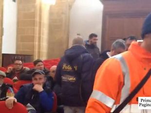 video-la-passione-degli-operai-della-belice-ambiente-continua-l-occupazione-a-oltranza