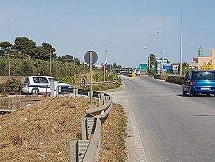 la-polizia-municipale-ha-l-obbligo-di-esporre-il-cartello-nel-tratto-antecedente-al-controllo-autovelox