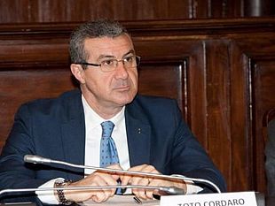 lassessore-regionale-cordaro-dobbiamo-legge-condivisa-comuni-sullabusivismo