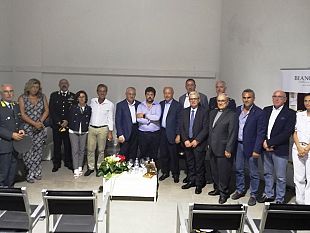 grande-successo-per-la-presentazione-del-libro-di-pignatone-e-prestipino-ieri-pomeriggio-alle-cantine-bianchi