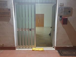 ancora-intimidazioni-alla-polizia-municipale-di-castelvetrano-con-una-busta-lasciata-davanti-al-comando