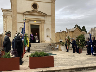 mazara-si-e-svolta-la-tradizionale-cerimonia-di-commemorazione-dei-defunti-al-cimitero