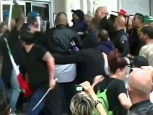 attacco-alla-cgil-solidarieta-dal-sindaco-tranchida-e-dallanpi-trapani