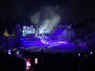 siracusa-baglioni-fa-il-pienone-al-teatro-greco-e-punzecchia-la-soprintendenza