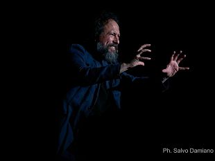 cimarosa-e-piparo-raccontano-il-mito-di-prometeo-in-un-spettacolo-di-teatro-equestre