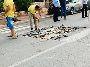 mazara-lungomare-nuovo-intervento-per-le-strisce-pedonali-e-per-quelle-invisibili