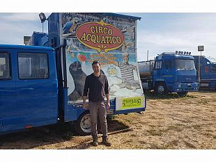 video-circo-acquatico-bloccato-a-mazara-richiesta-generi-prima-necessita-ma-nessuna-risposta