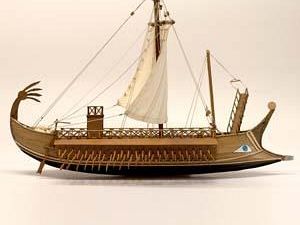 la-trireme-romana-esposta-alla-soprintendenza
