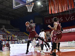 una-grande-pallacanestro-trapani-rimonta-biella-e-porta-a-casa-due-punti-doro
