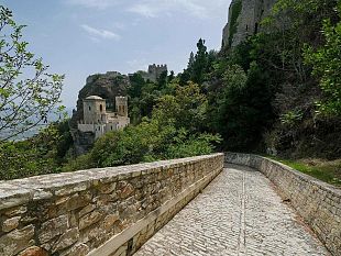 le-vie-dei-tesori-debutta-ad-erice