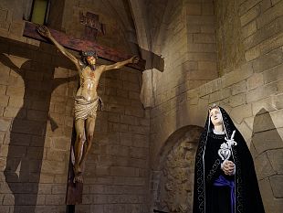 cattedrale-di-mazara-collocati-nella-cappella-del-300-il-crocifisso-e-laddolorata