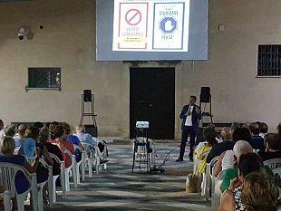 video-la-cura-contro-rabbia-e-facili-giudizi-nei-due-libri-del-prof-salvo-noe