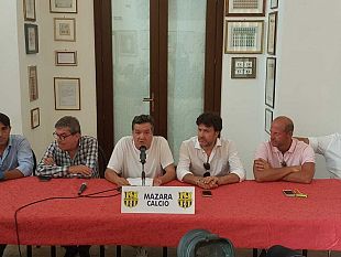 video-mazara-calcio-la-prima-pietra-dellennesimo-anno-zero-le-interviste-al-presidente-davide-titone-e-a-mister-dino-marino