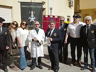 i-fratelli-della-costa-si-candidano-a-diventare-donatori-avis