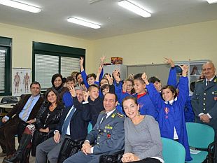 trapani-emozioni-oggi-tra-i-bimbi-della-scuola-marconi-per-la-consegna-ufficiale-del-premio-per-il-progetto-se-sei-bullo-non-balli