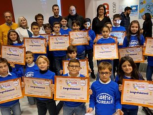 la-scuola-siciliana-di-acireale-ct-tra-le-otto-vincitrici-del-concorso-nazionale-conad-scrittori-di-classe-4