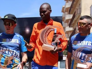 mazara-pietro-paladino-del-team-ingargiola-conquista-la-maglia-oro-alla-mezza-matarona-di-marsala