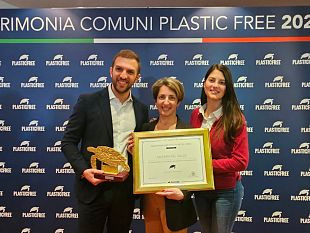 plastic-free-2025-mazara-del-vallo-fra-i-14-comuni-siciliani-premiati-a-napoli