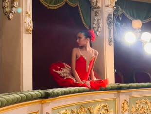 la-ballerina-mazarese-silvia-clesi-ammessa-alla-scala-di-milano