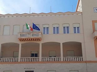 valderice-bandiere-a-mezzasta-fino-alle-esequie-dei-giovani-morti-alla-monte-erice
