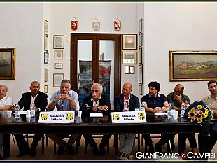 mazara-calcio-franzone-riparte-da-soci-castelvetranesi-e-tira-la-giacchetta-allimprenditoria-mazarese-preferisce-investire-in-altri-territori