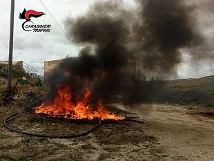 fulgatore-bruciava-cumuli-di-rifiuti-denunciato-un-anziano