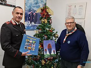 carabinieri-e-scout-lo-scambio-degli-auguri