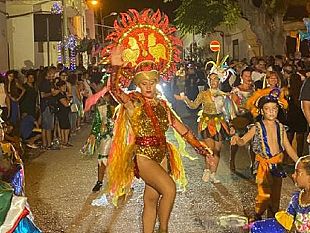 campobello/boom-di-presenze-a-tre-fontane-e-torretta-granitola-per-il-carnevale-estivo