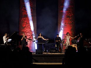 celia-incanta-segesta-grande-successo-per-la-prima-nazionale-del-concerto