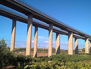 video-viadotto-autostradale-delia-un-verifica-per-scongiurare-rischi