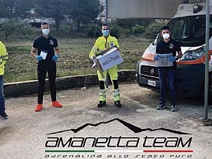 la-s-d-ammanetta-team-dona-200-mascherine-e-visiere-alle-postazioni-118-di-gibellina-salemi-e-calatafimi