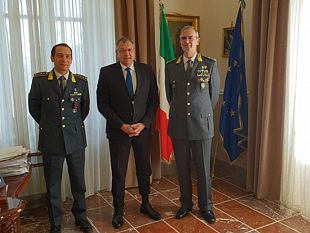 trapani-visita-del-comandante-interregionale-della-guardia-di-finanza-in-prefettura