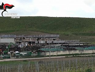 inquinamento-ambientale-e-gestione-di-rifiuti-non-autorizzata-carabinieri-sequestrano-limpianto-di-compostaggio-della-sicilfert