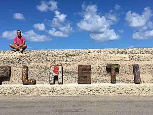 egadi-l-arte-si-osserva-dal-mare-domani-inaugurazione-di-plastic-a-levanzo