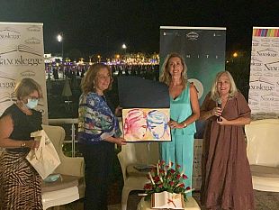 la-citta-di-trapani-riceve-il-premio-alla-cultura-al-festival-naxoslegge