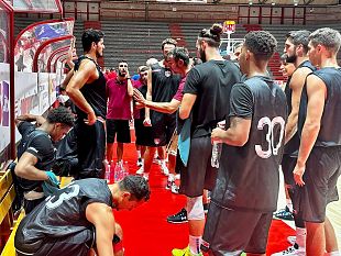 trapani-shark-domina-poi-soffre-ma-alla-fine-vince