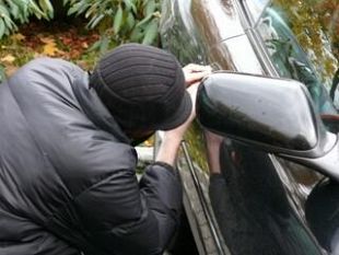 in-citta-una-banda-delle-fiat-panda-attesa-per-la-videosorveglianza