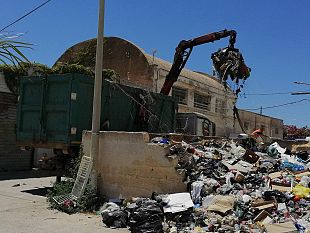 marsala-per-lennesima-volta-energetikambiente-su-disposizione-dellamministrazione-di-girolamo-sta-pulendo-e-bonificando-la-zona-del-salato