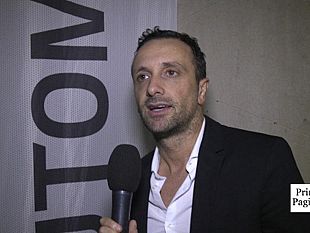 video-i-mille-volti-di-leonardo-fiaschi-limitatore-livornese-incanta-il-pubblico-trapanese