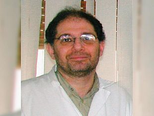 la-famiglia-roccaforte-dona-un-altro-defibrillatore-in-memoria-del-figlio-salvatore