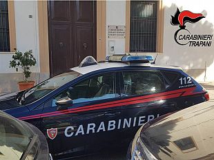 trapani/alcamo-picchia-la-moglie-e-si-scaglia-contro-i-carabinieri-arrestato