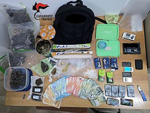 aveva-in-casa-un-chilo-e-mezzo-di-stupefacenti-arrestato-47enne-a-campobello