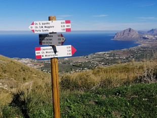 erice-presente-nel-volume-2-del-sentiero-italia-cai-sicilia