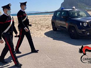 san-vito-lo-capo-non-accetta-la-sanzione-e-tenta-la-fuga-denunciato