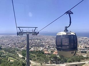 gemini-ha-detto-erice-si-ferma-per-ricordare-i-quattro-caduti-della-funivia-tra-memoria-e-polemiche