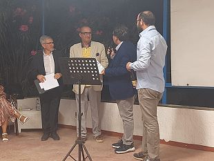 porto-palo-grande-successo-per-levento-versi-di-mare-fra-i-miei-passi
